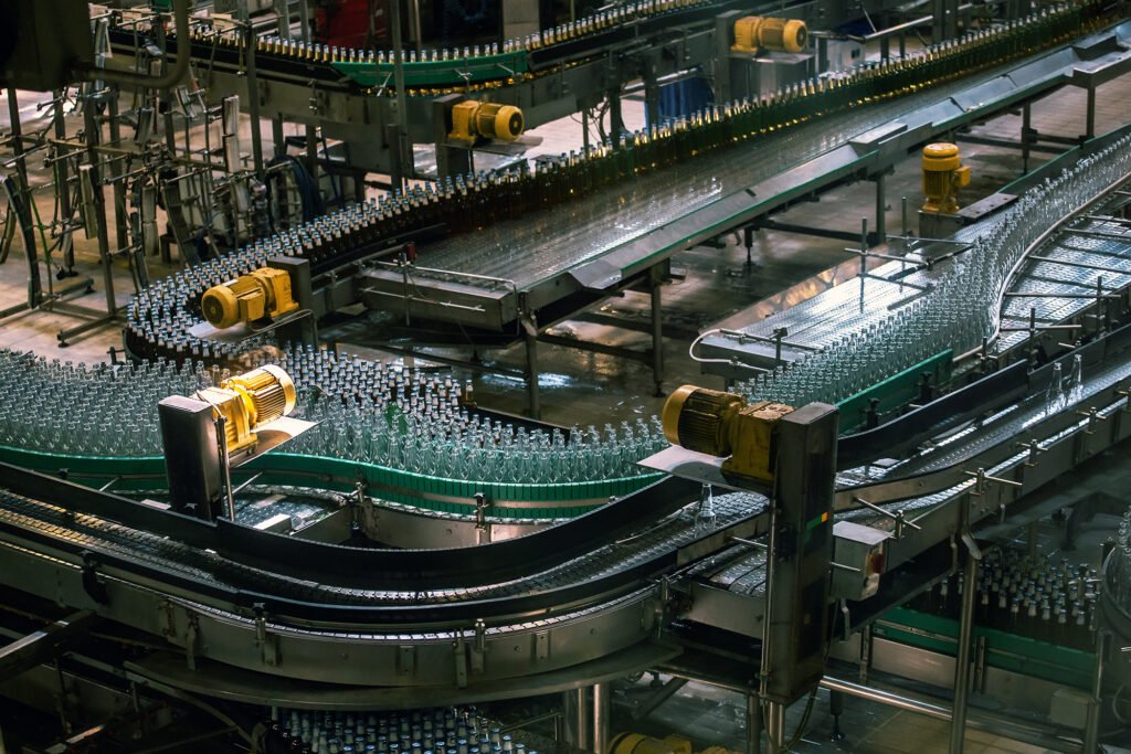 Streamlining the Beverage Industry: The Magic of SmartConvey's Conveyor Systems